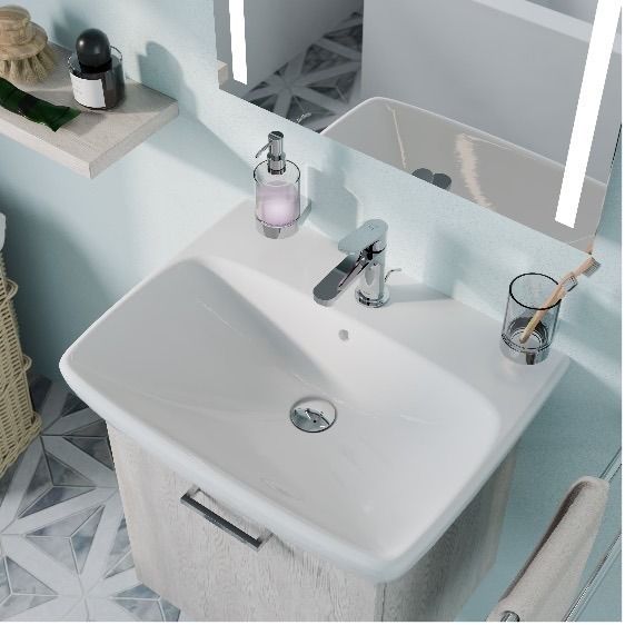 FORMAT Waschplatz mit Accessoires und FORMAT CoolStart Armatur